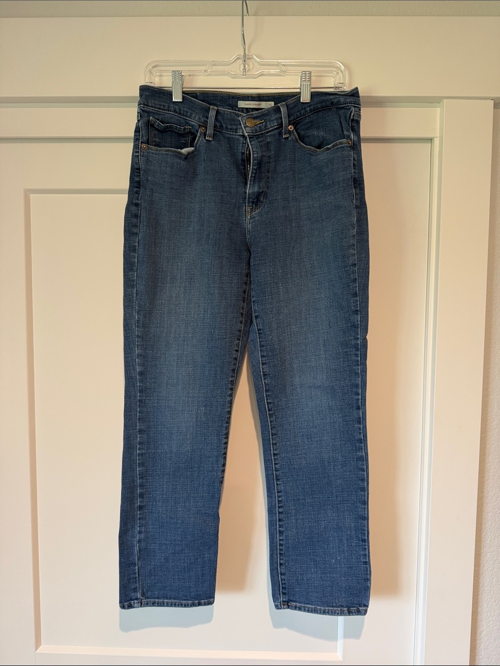 Levi's Women's Straight Leg Dark Blue Denim Jeans